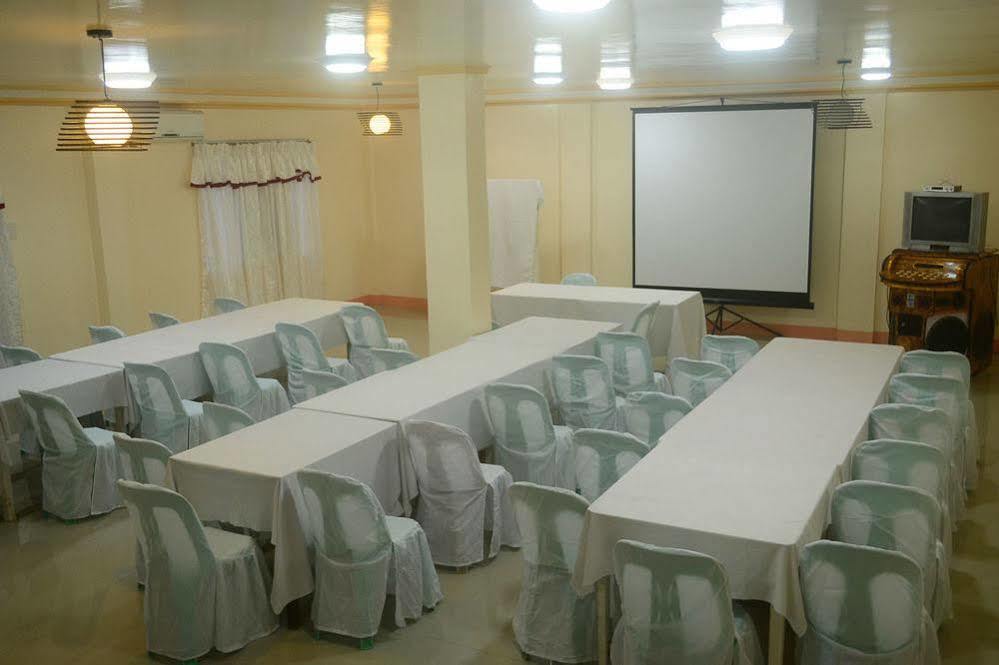 Alliyah'S Beach Resort 발라박 외부 사진